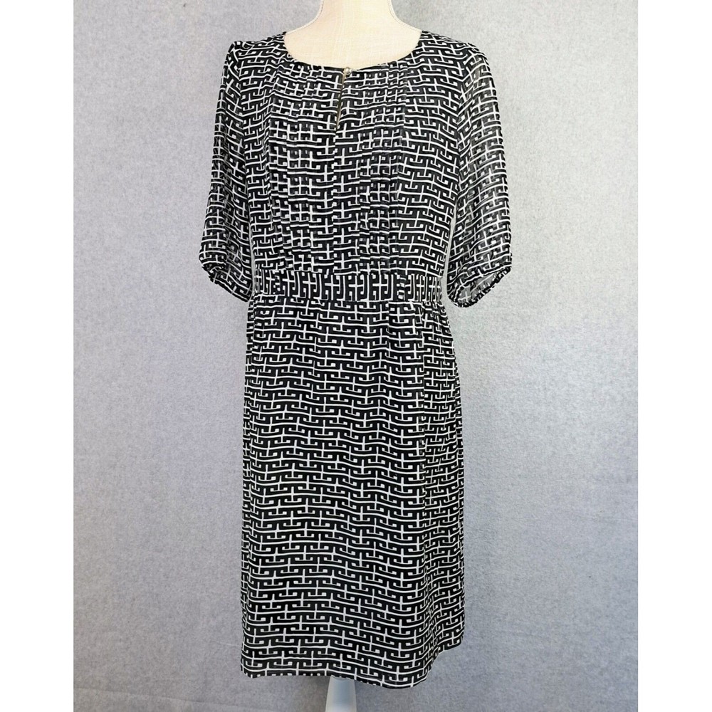 Ann Taylor Black and White Geometric Print Knee-Length Dress